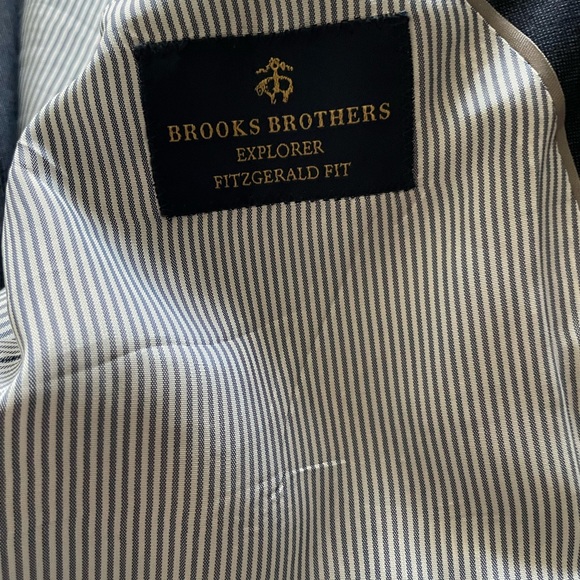 Brooks Brothers Explorer Blazer in Fitzgerald Cut 38s - Picture 4 of 4